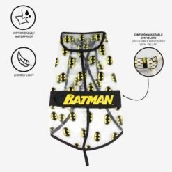 Impermeable Ajustable De Batman Para Perros -Suministros Para Perros for fan pets impermeabile batman licenza ufficiale dc comics 4 600x600 6220e36fc577b 627b6a2f1099d